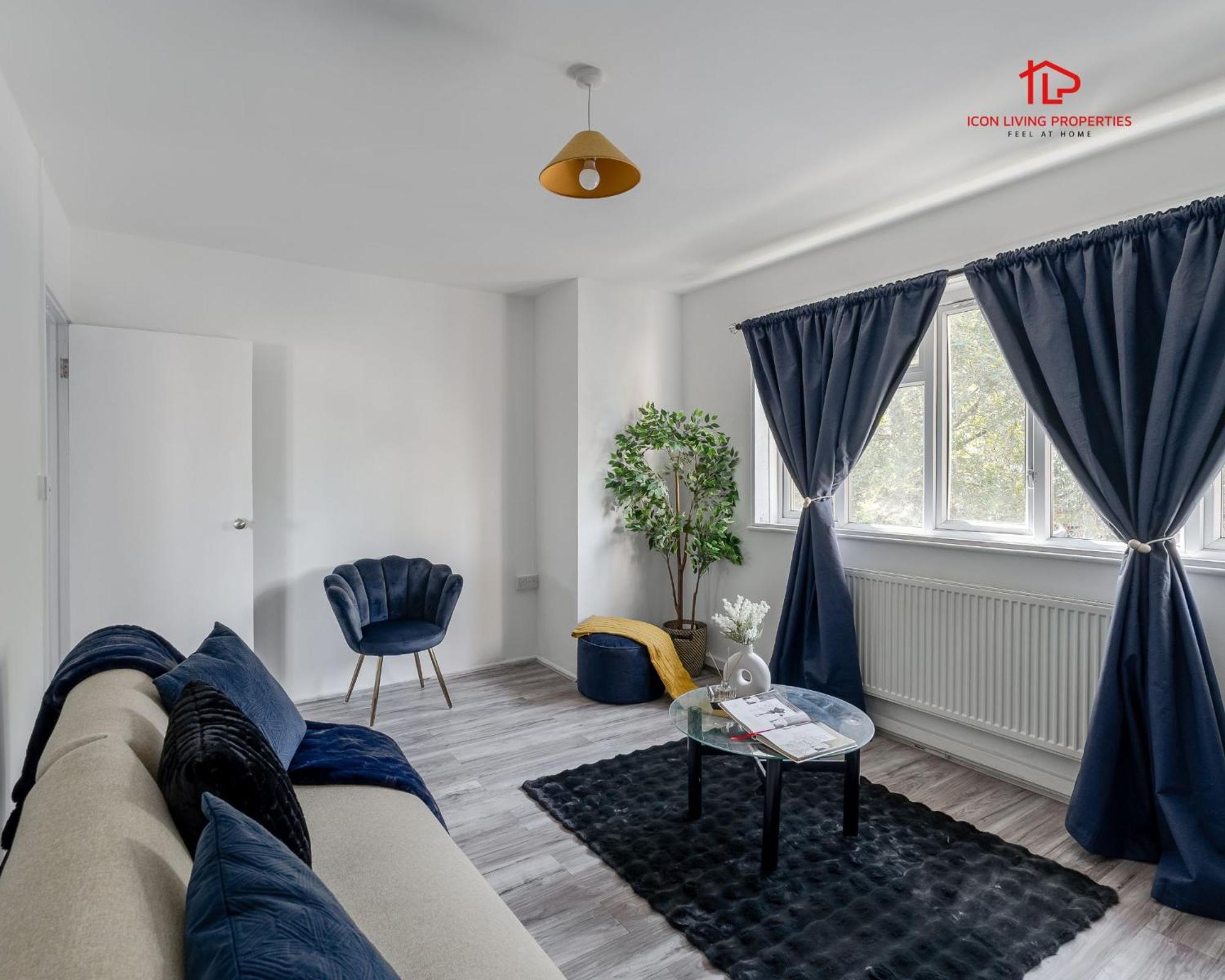 Spacious 1 Bed Flat For Contractors Leisure And Relocation Guests By Icon Living Properties Short Lets And Serviced Accommodation Barking Buitenkant foto